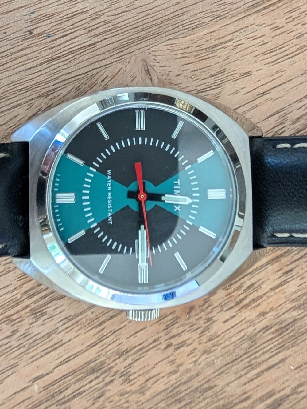 Timex x Todd Snyder Colorblock Milano collab watch - Picture 2 of 6